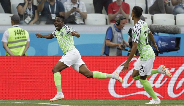 Nigeria venció 2-0 a Islandia y le dio vida a Argentina en el Grupo D del Mundial Rusia 2018