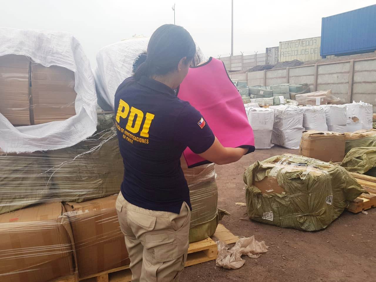 Incautan 25 mil unidades de fajas reductoras avaluadas en 150 millones