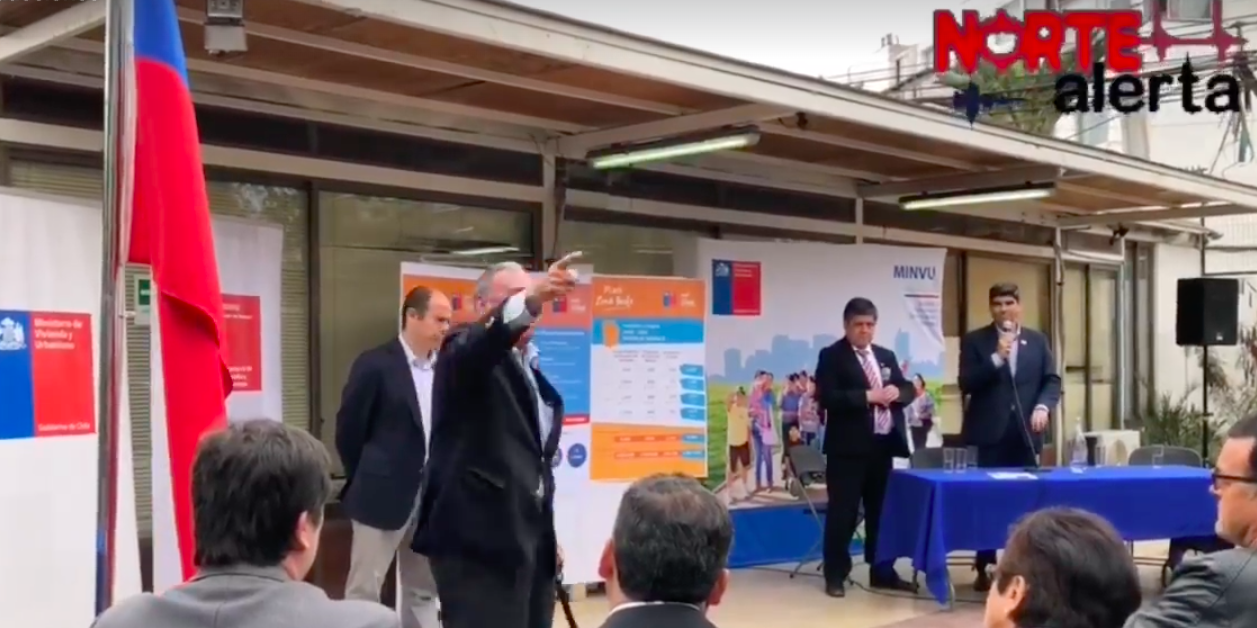 Enojo del senador Jorge Soria en ceremonia del MINVU