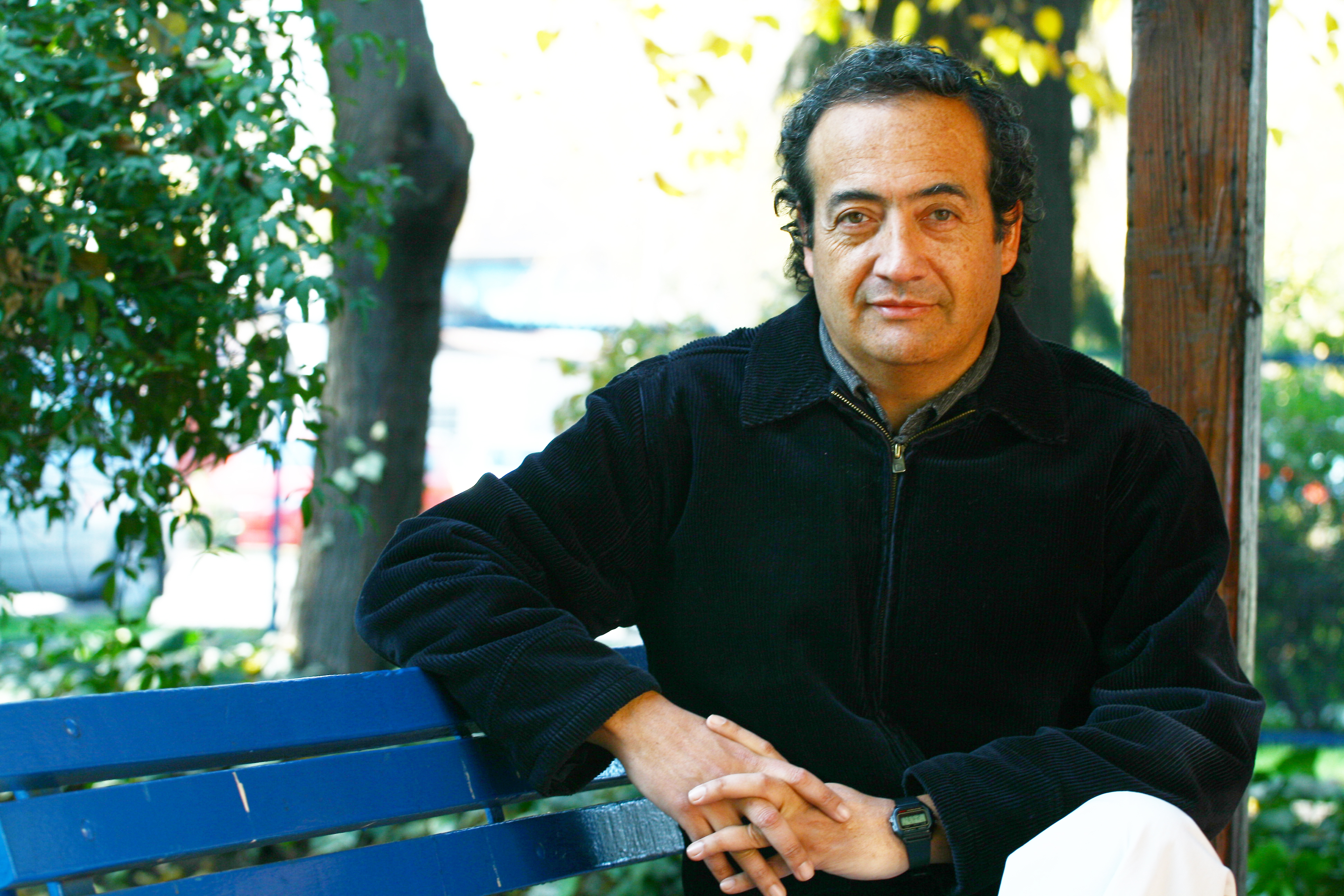 Experto advierte que eliminar notas en enseñanza básica constituye un cambio superficial