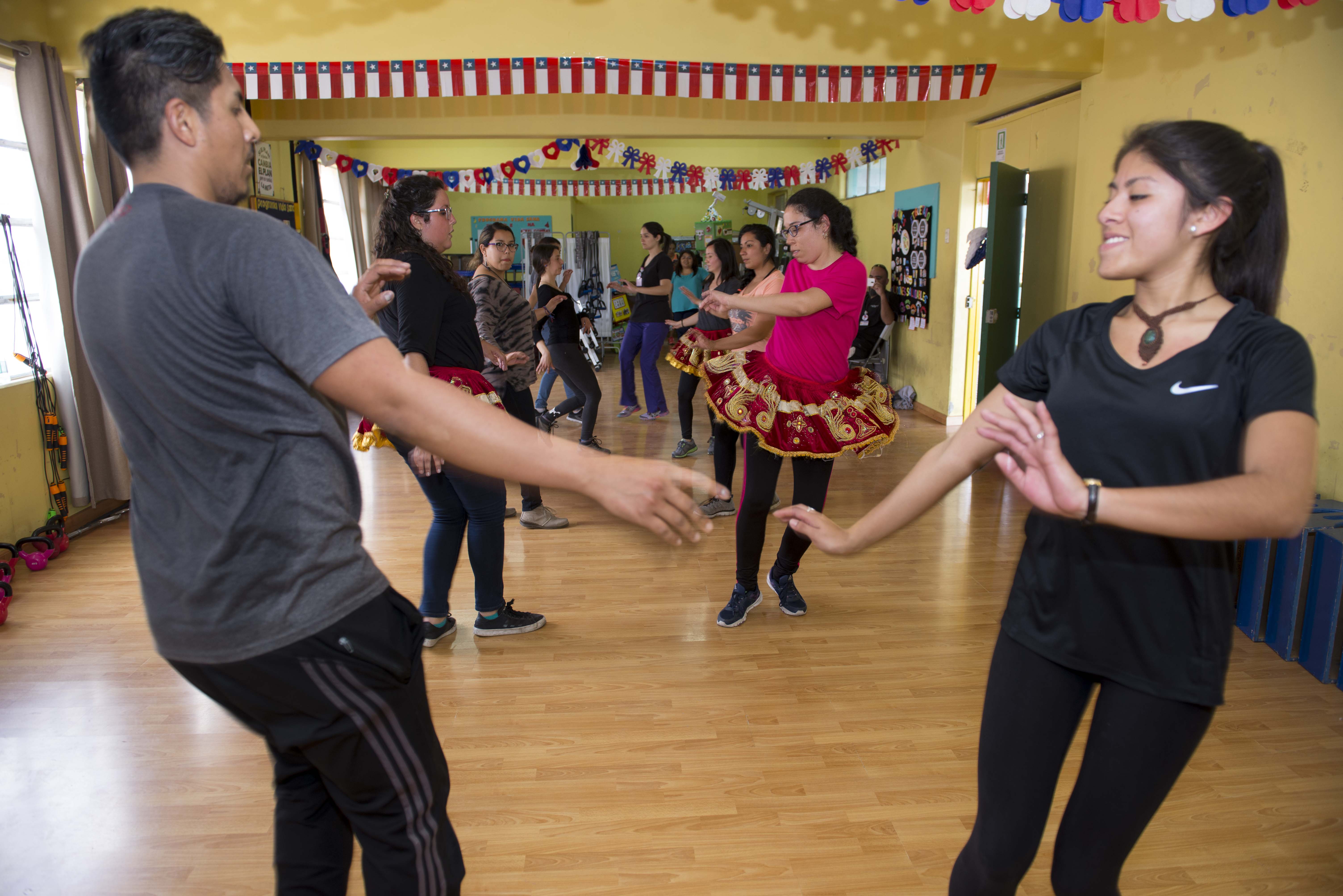 Incluyen danzas tradicionales en Programa Vida Sana