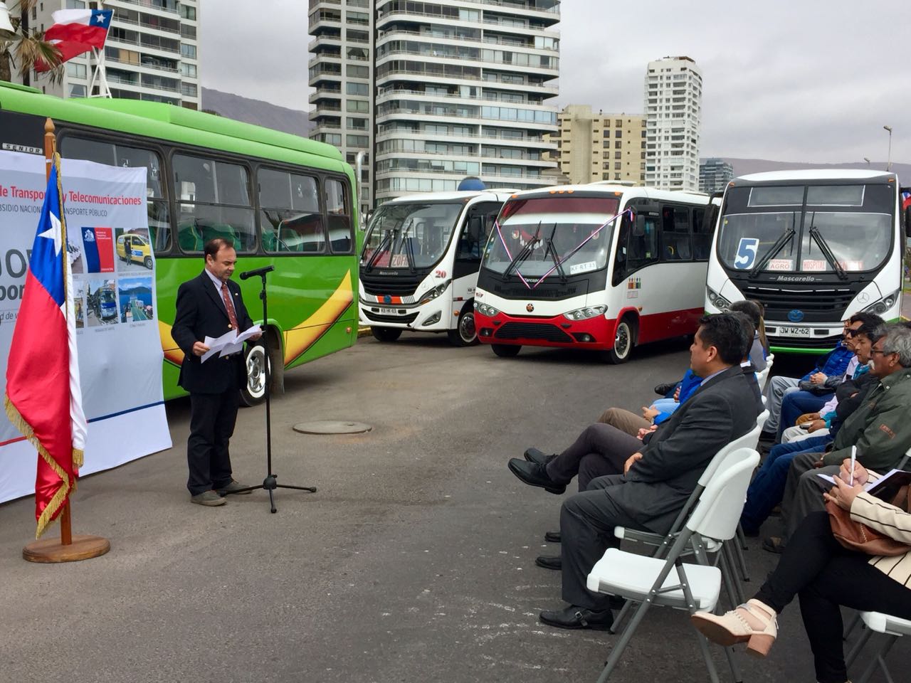 33 microbuses reemplazados mediante subsidio de renovación en Tarapacá