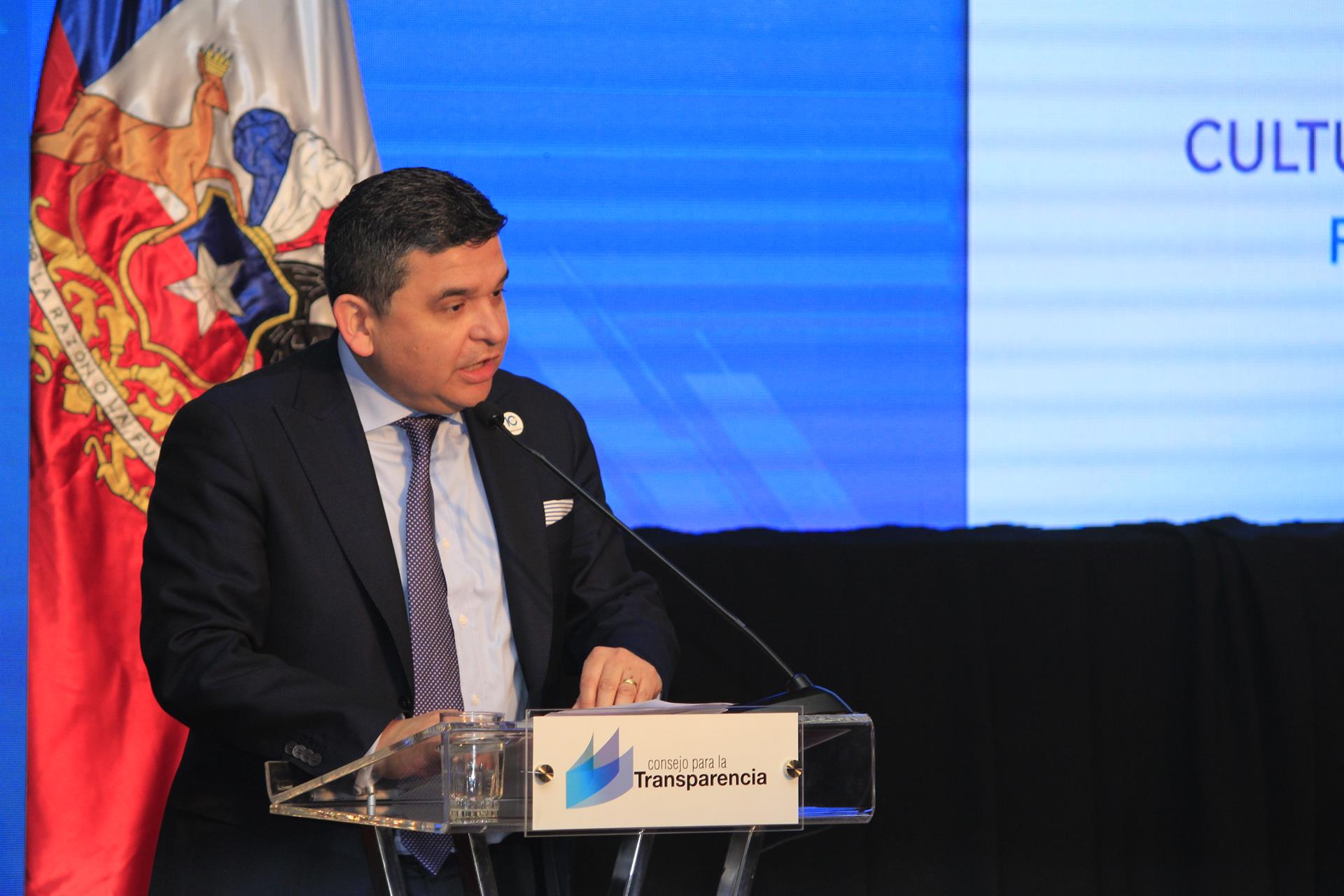 CPLT oficia a Ministerio de Transportes por seguridad de datos personales recogidos vía reconocimiento facial