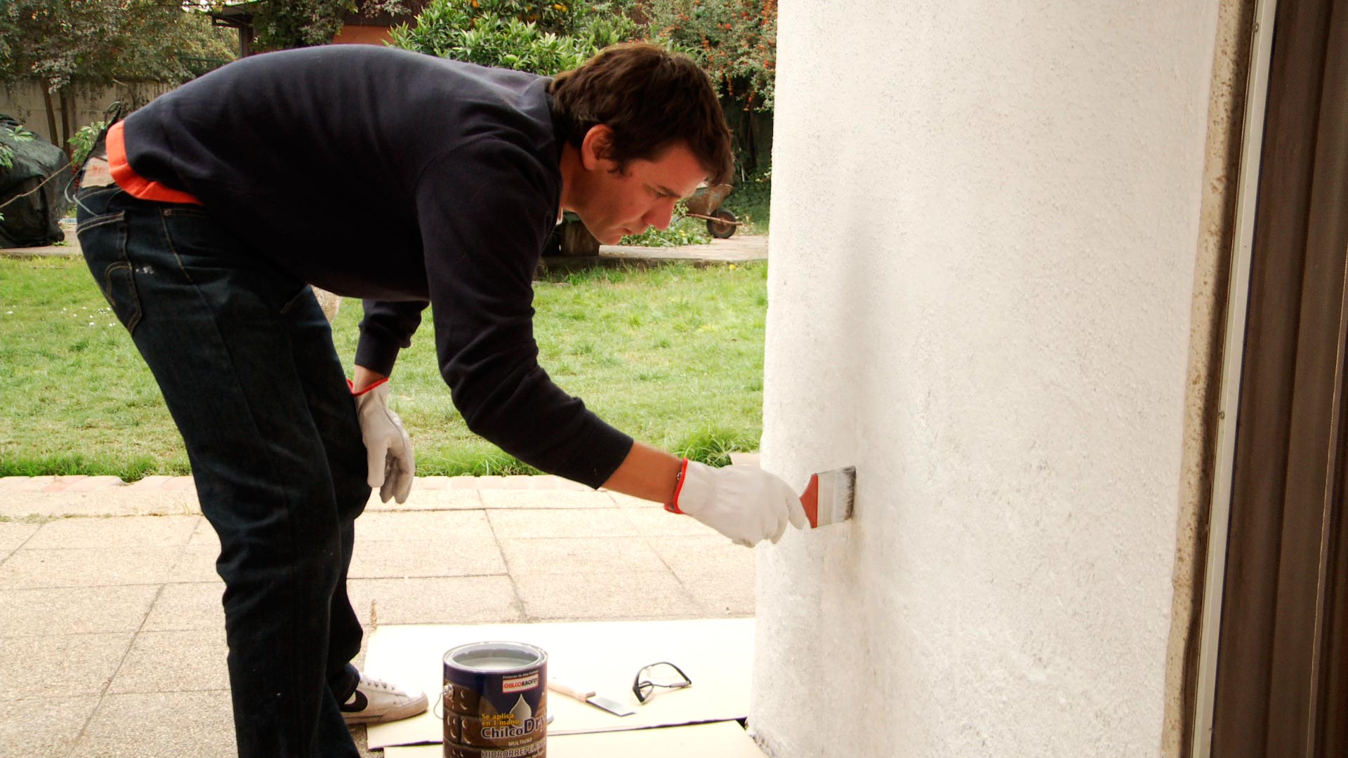 Se capacitará a personas de escasos recursos para que ellos mismos mejoren sus viviendas