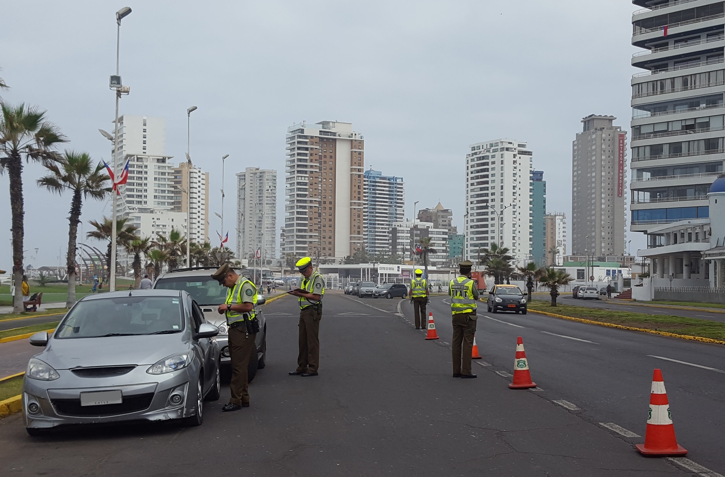 Casi 5 mil fiscalizaciones efectuó Carabineros durante este fin de semana largo