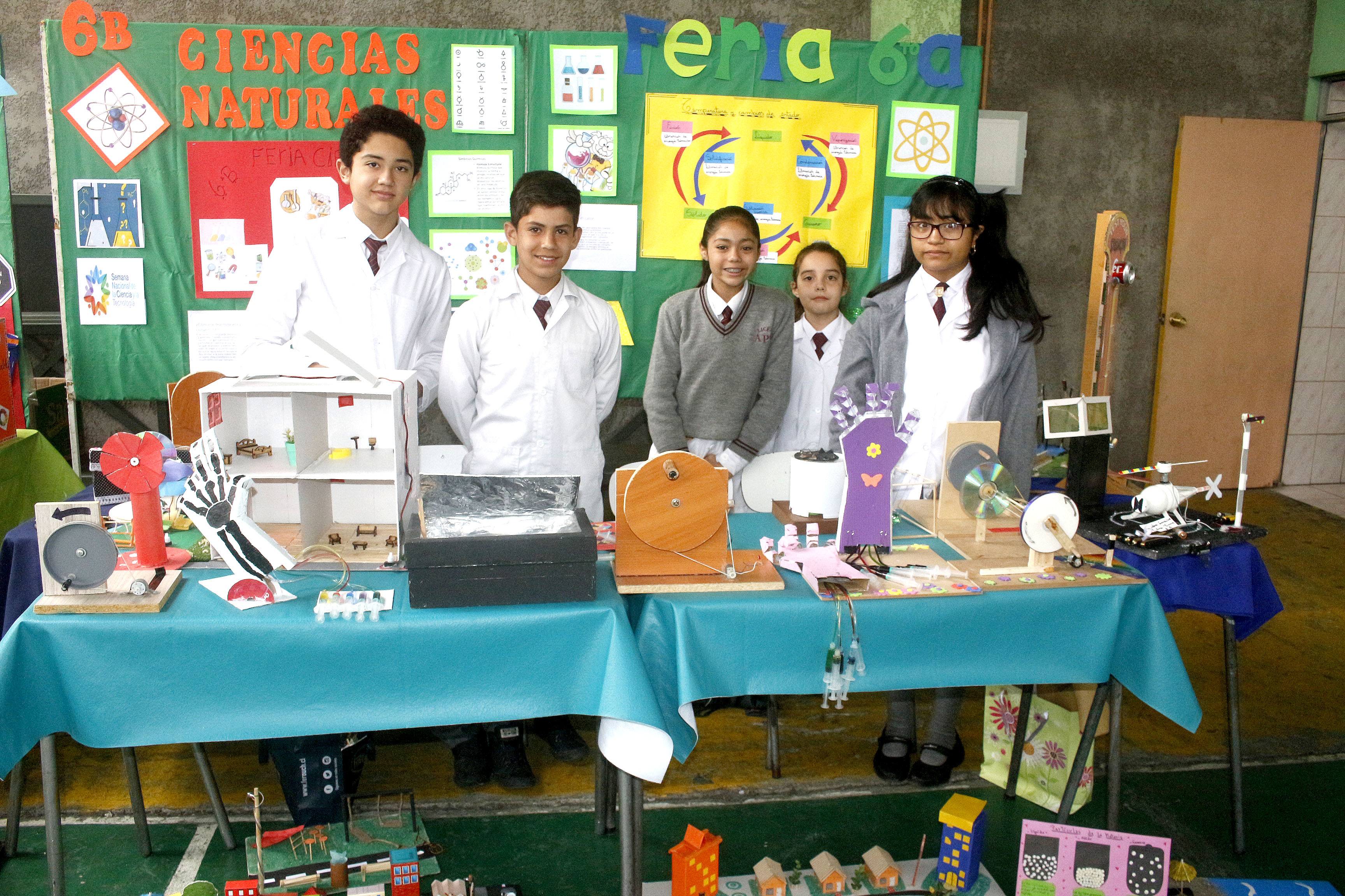 Feria Científica y Tecnológica en el Liceo «Aníbal Pinto Garmendia»