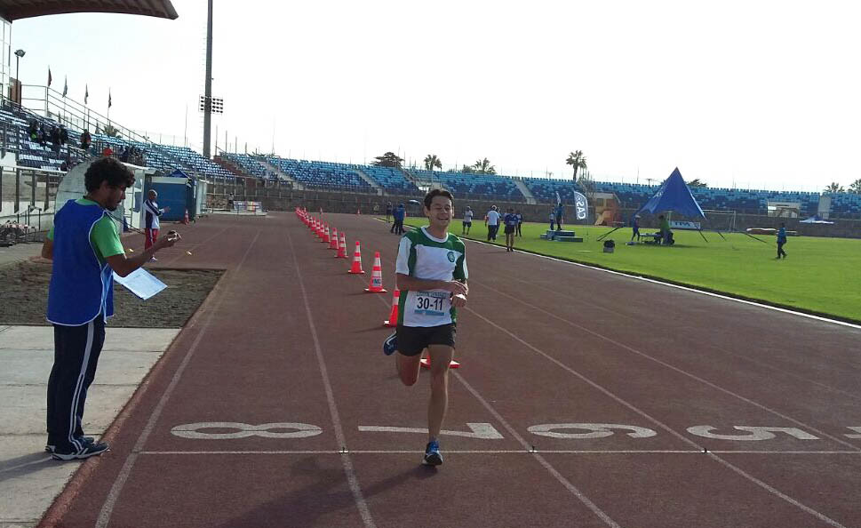 Atleta de ITI clasifica al Maratón de Boston