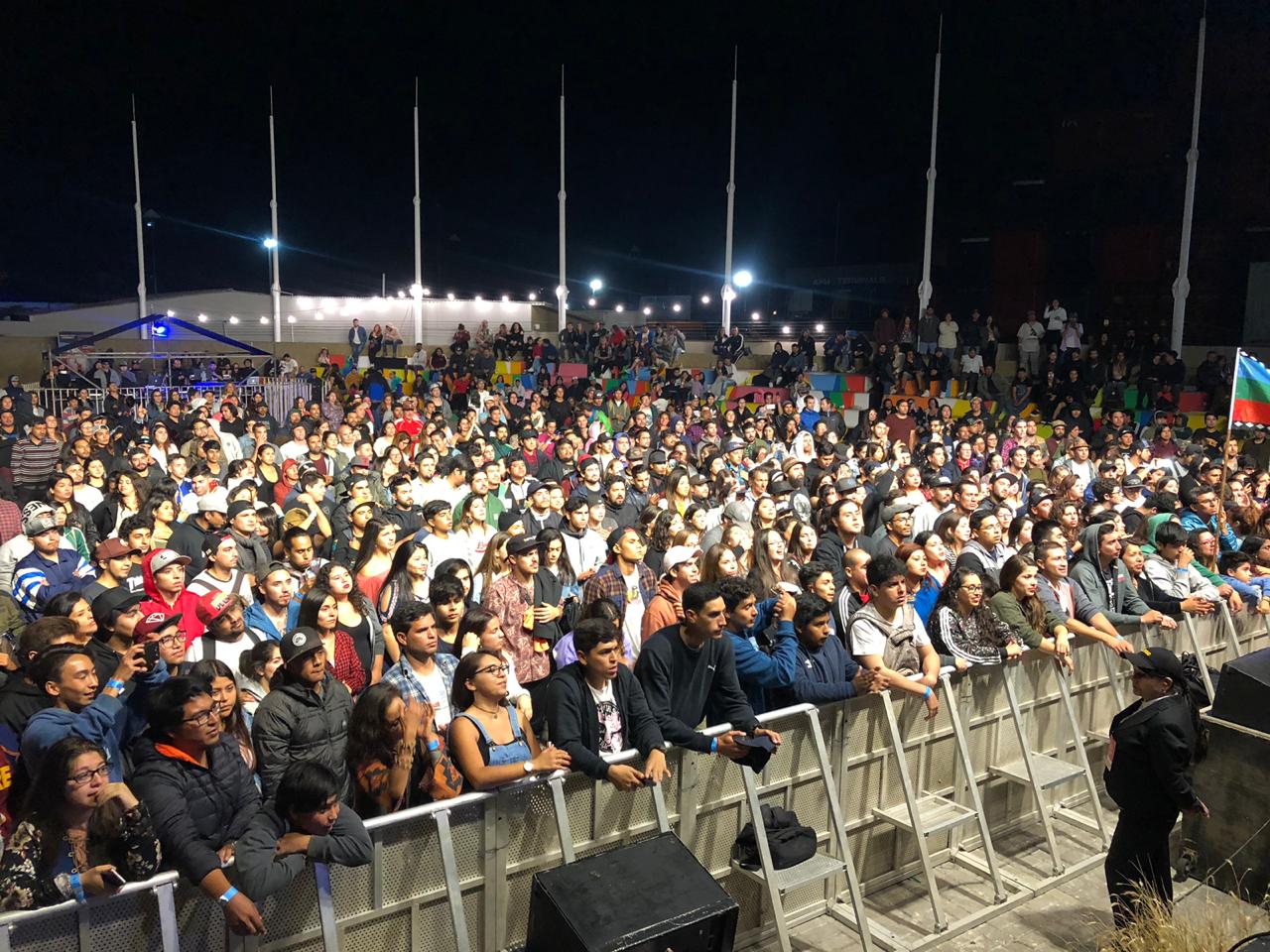 Iquiqueños vibraron en el Festival de Música Ike Ike