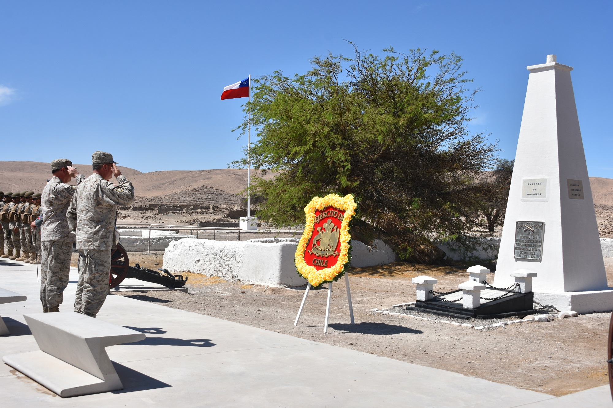 Gobernador del Tamarugal en conmemoración de los 139 años de la Batalla de Dolores