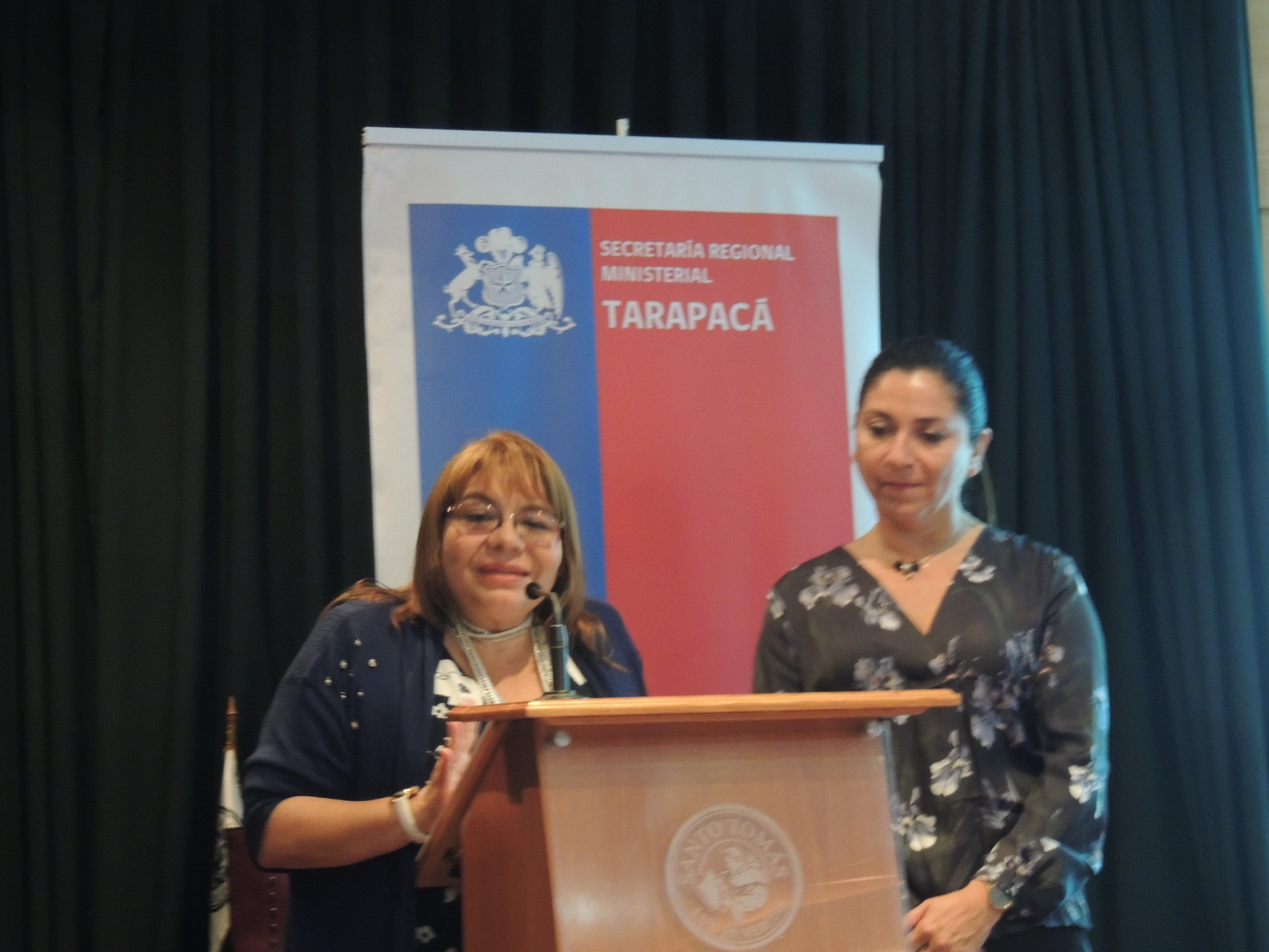 Iquiqueñas se capacitan en Eficiencia Energética