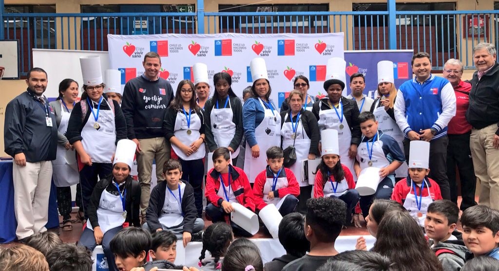 Alimentación sana y el deporte en Liceo «Pablo Neruda»