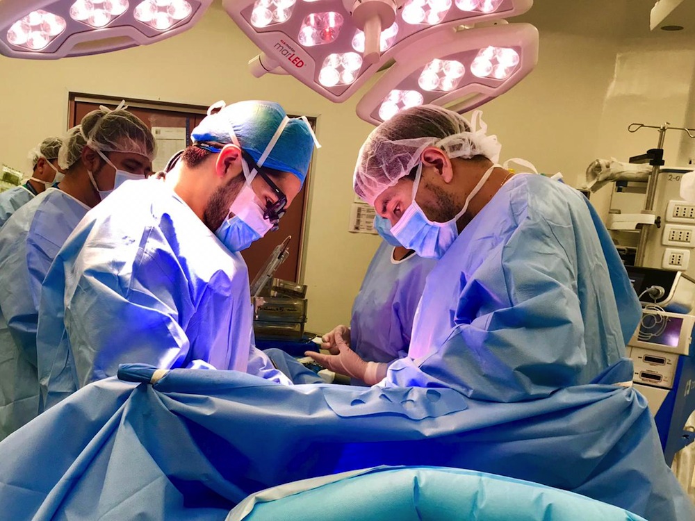 Cirugías oncológicas digestivas por laparoscopía son una realidad en Hospital de Arica