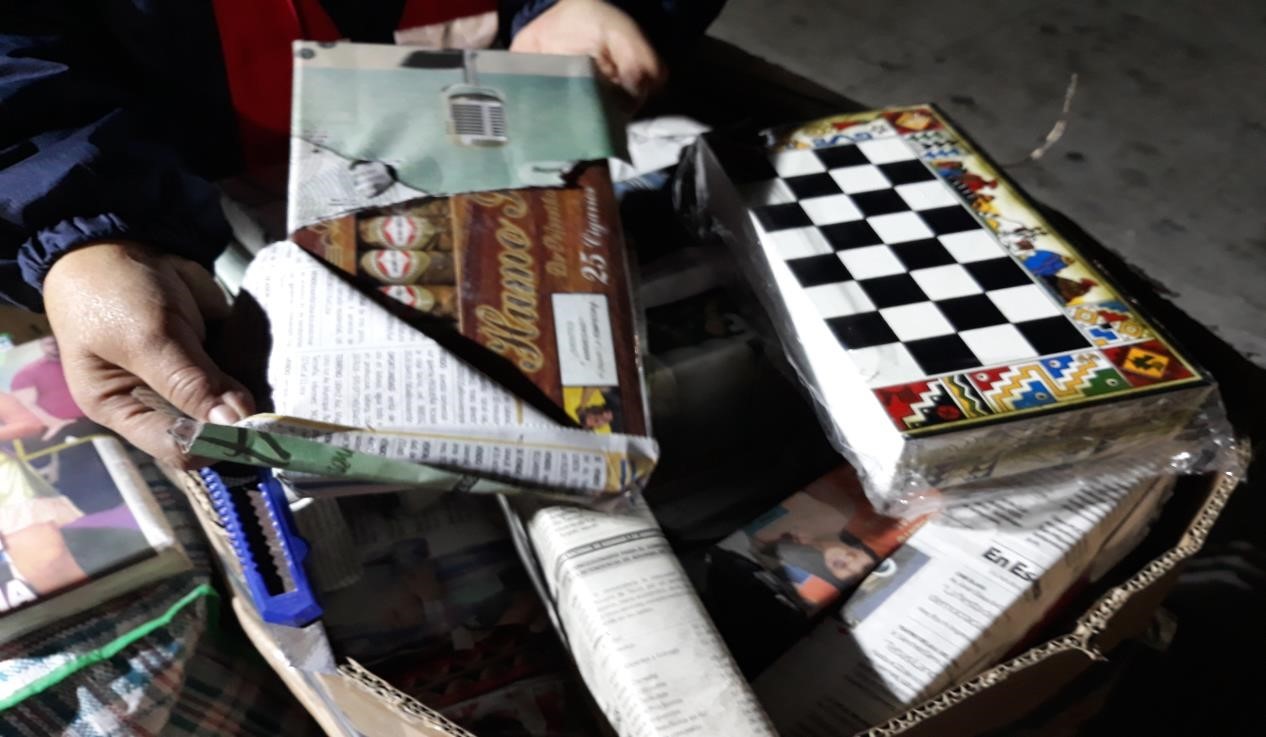 Aduanas detecta 5 mil puros escondidos en «nacimientos navideños»