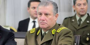 Ministro en Visita Mario Carroza dejó en libertad al exgeneral director de Carabineros, Bruno Villalobos