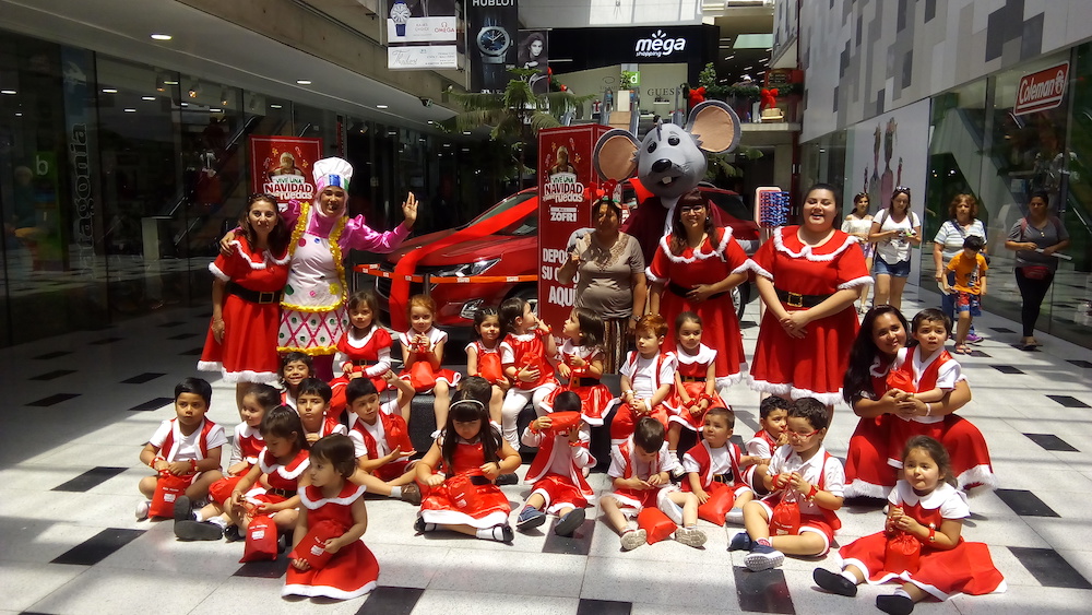 Espíritu navideño repleta pasillos de Mall ZOFRI