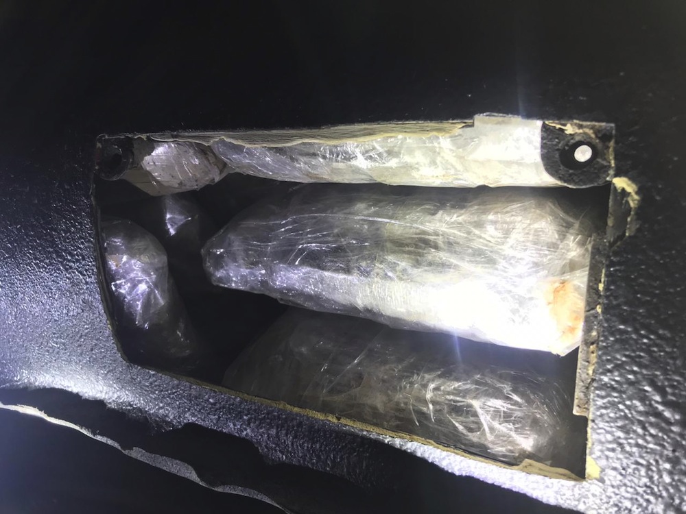 PDI detuvo a peruano que pretendía ingresar 15 kilos de Cannabis Sativa por Chacalluta