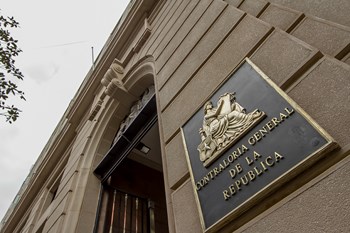 Contraloría denunció a Fiscalía 75 casos de irregularidades en el sector público en dos años; también a 37 municipalidades y entre ellas a Iquique
