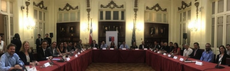 Ministerio de Energía concluye mesa de descarbonización de la matriz