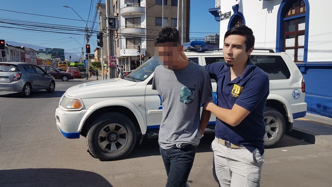 Oficial de la PDI de franco detuvo a imputado que amenazaba con arma de fuego