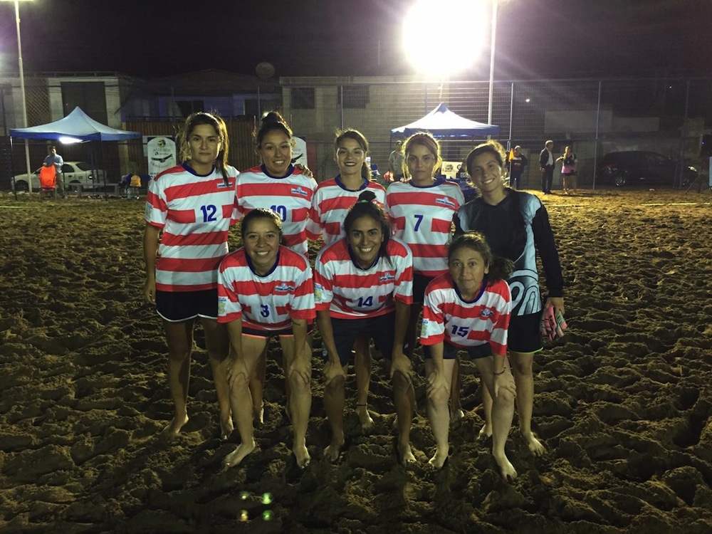 16 equipos disputan Campeonato de Fútbol Playa Alto Hospicio 2019