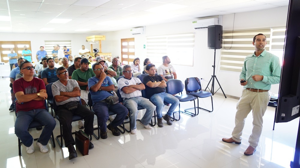 Realizan taller de seguridad en transporte de carga para circuito Puerto-Zofri