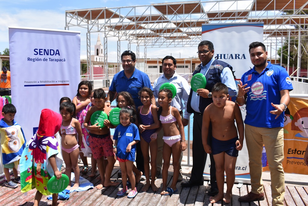 Senda lanzó campaña de verano en piscina de Huara