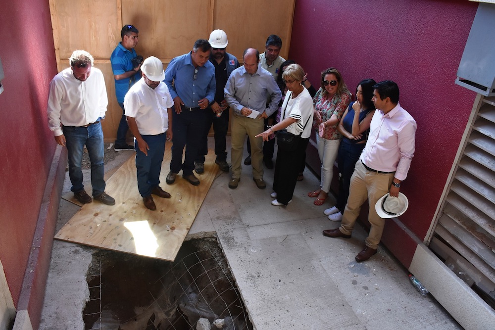 Ministro de Vivienda entregó soluciones para vecinos de edificios que serán demolidos en Alto Hospicio