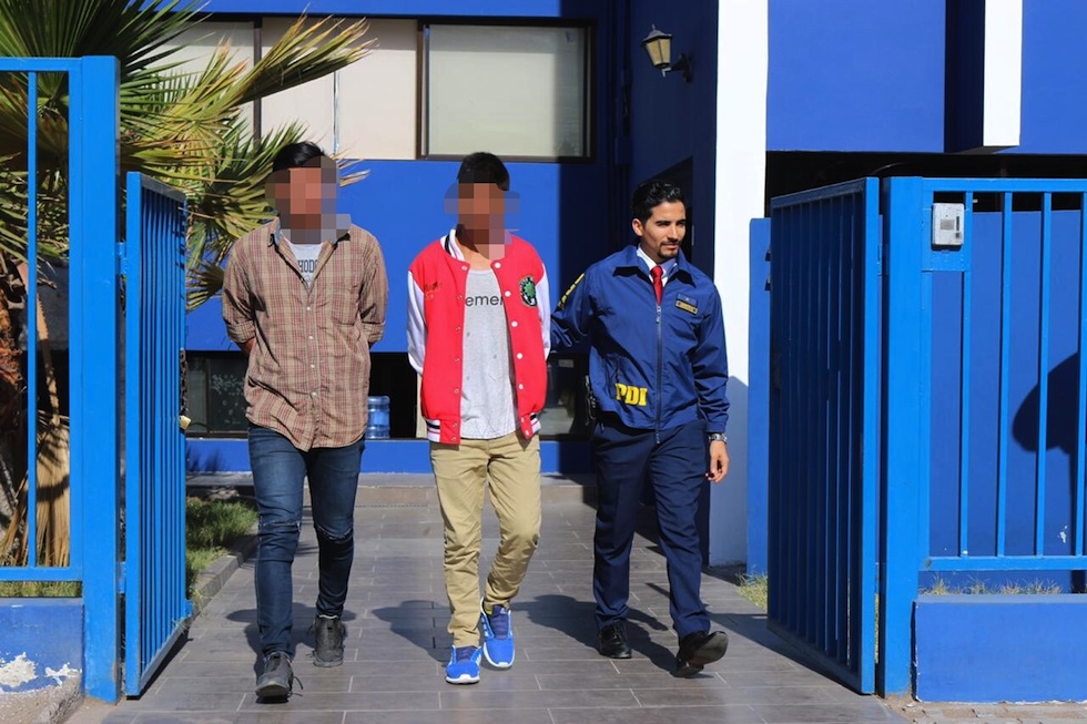 PDI materializó expulsión judicial de 15 bolivianos