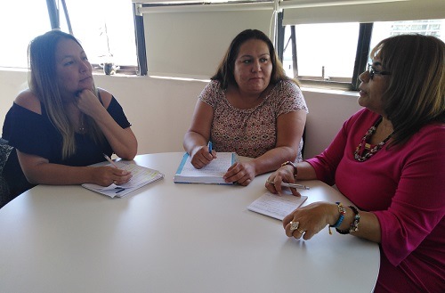 OIRS de la Seremi de la MujeryEG y SernamEG en ﻿jornada de trabajo sobre información y derivación