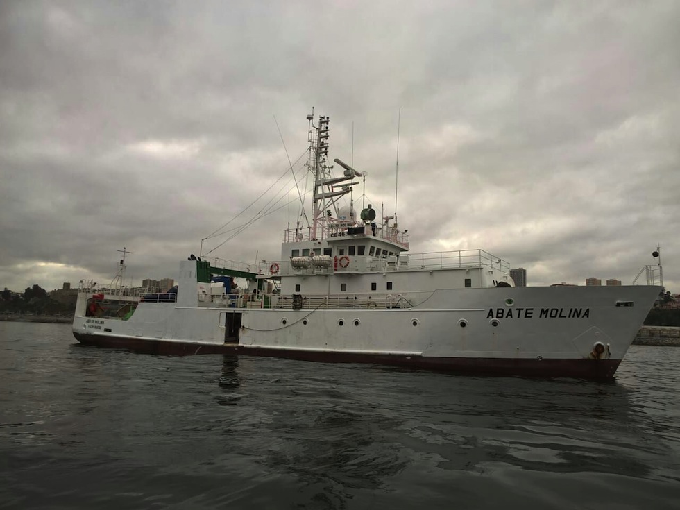 Abate Molina: Zarpó hacia el norte a cuantificar biomasa de jurel