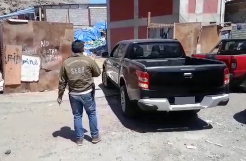 Carabineros recupera camioneta con encargo por robo con intimidación