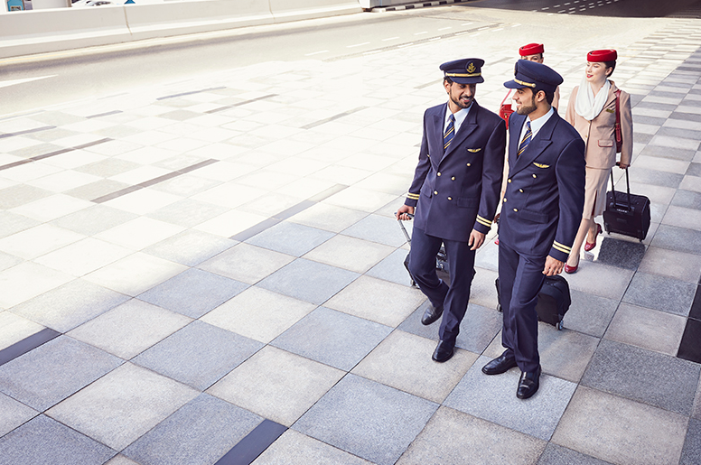 Próximo 25 de abril: Fly Emirates vuelve a buscar tripulantes de cabina en Chile