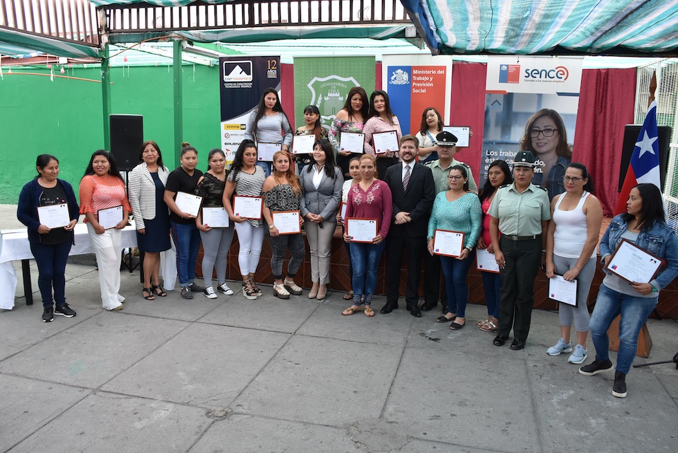Certificadas en cursos de instalaciones sanitarias