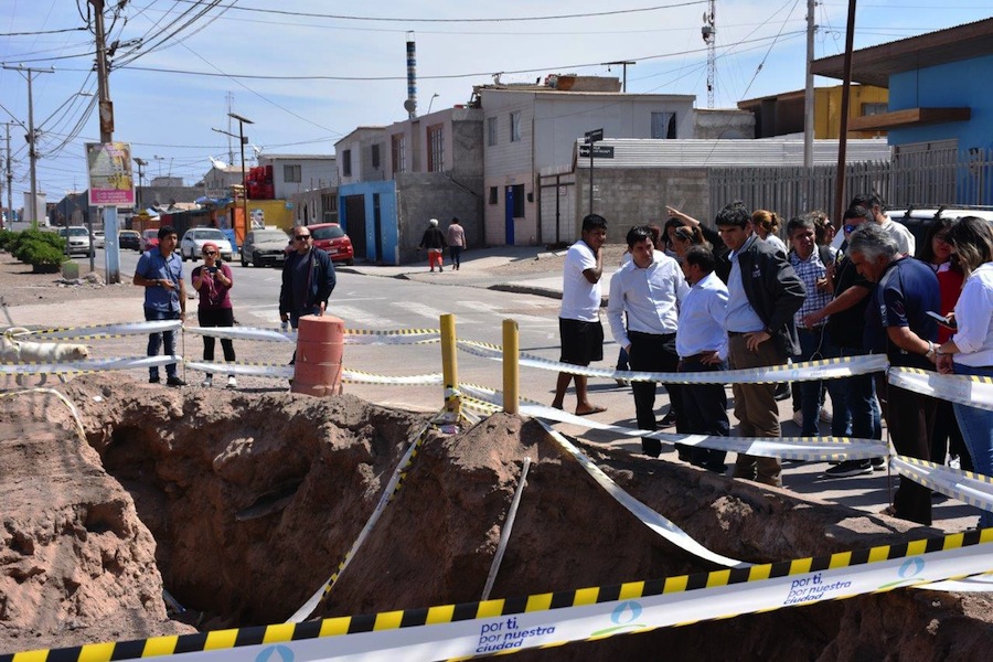 Autoridades regionales y dirigentes del ﻿Boro recorrieron sector por socavones﻿