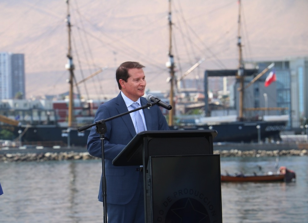 Aduanas adhiere a Acuerdo de Producción Limpia que busca mayor eficiencia en la logística portuaria y el comercio internacional en Tarapacá