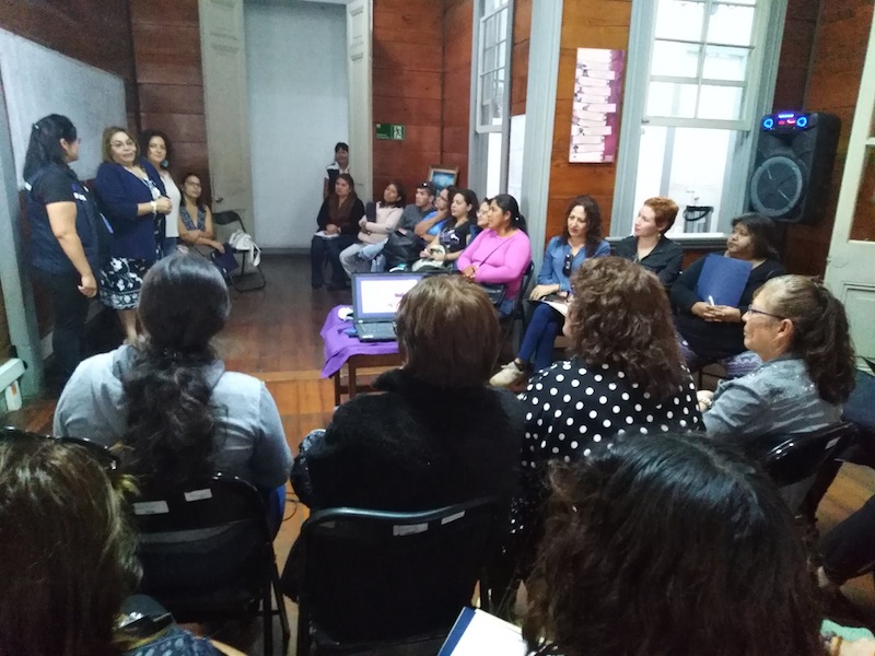 En jornada informativa de Prodemu describieron los diversos apoyos para el desarrollo femenino