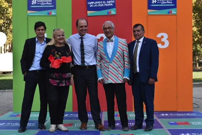 Más de 8 mil 500 subsidios entregará el Minvu a familias de clase media