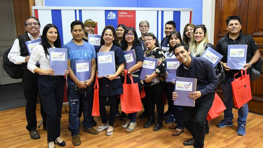 Capacitan a restaurantes que incorporarán la “Nueva Carta de Menú infantil”