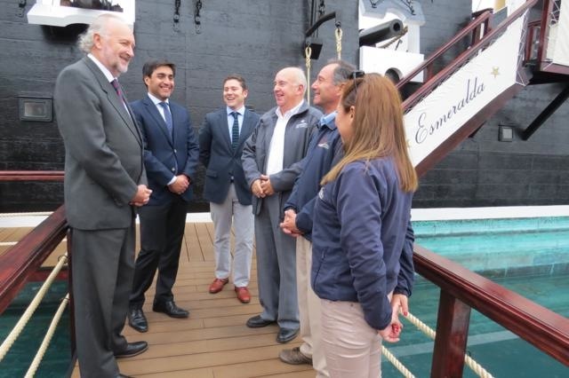 Ministro de Minería visitó el Museo “Corbeta Esmeralda”
