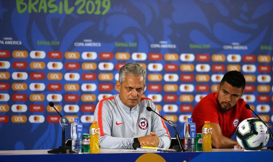 DT de «La Roja», Reinaldo Rueda: “La diferencia entre Chile y Colombia es muy cerrada y va a prevalecer el oportunismo”