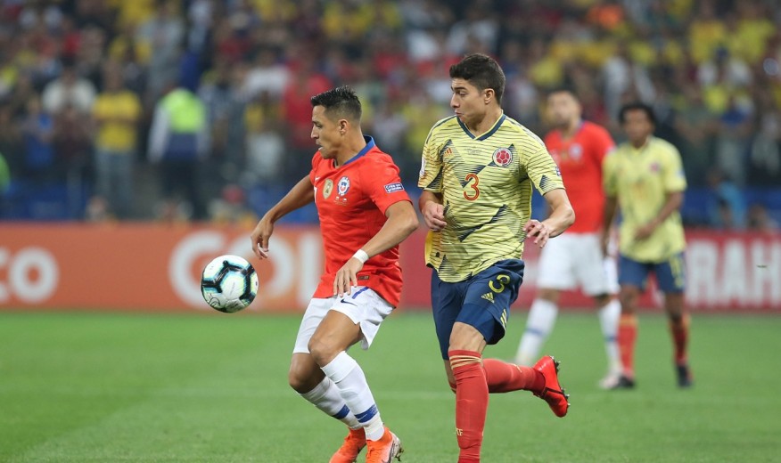 ¡La Roja se mete en semifinales tras dramática definición por penales!