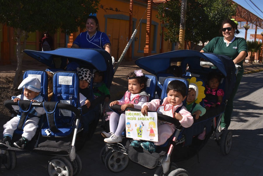 Estrellita del Desierto de Huara realizó Pasacalle por el medioambiente