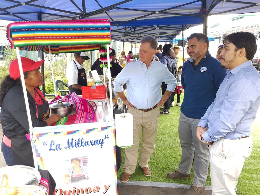 Bastian Bodenhöfer compartió un “Libro Abierto” con vecinos de Huara