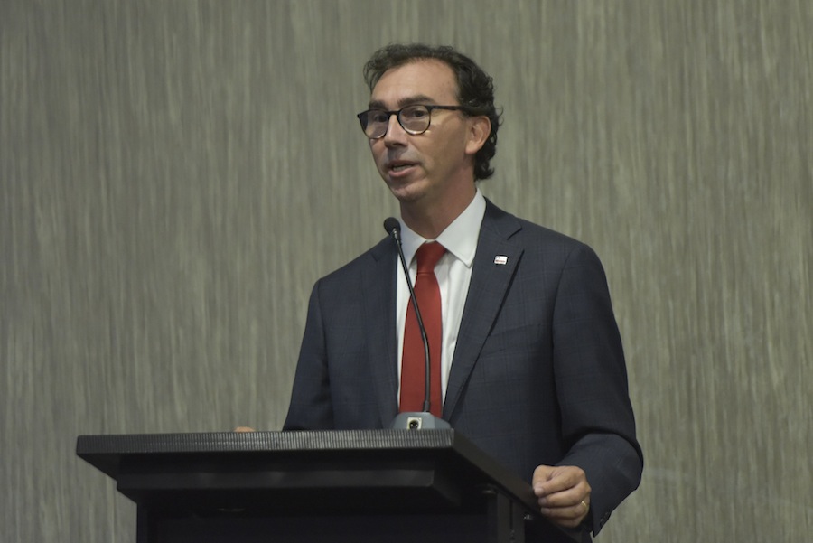 Decisión de mantener el paro afecta a miles de familias y Mineduc hace un llamado a reflexionar y reconocer avances