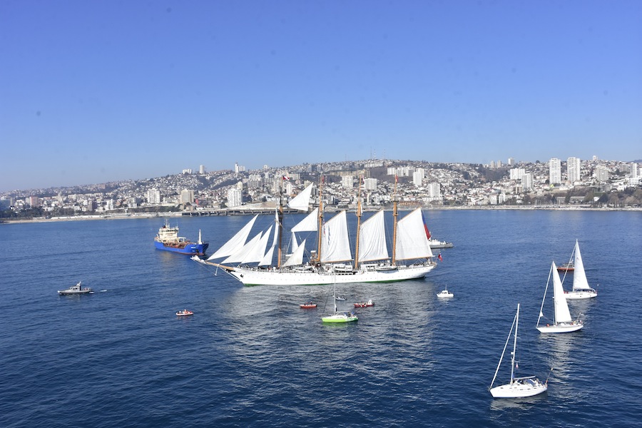 Buque Escuela “Esmeralda” dio inicio a su Crucero de Instrucción N°64