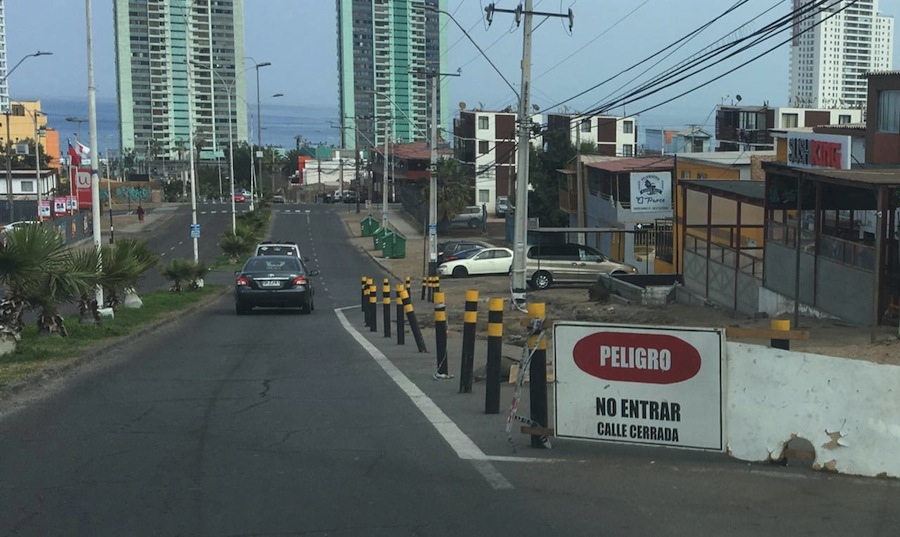 Desde lluvia del 9 de febrero aún no reparan el tramo de avenida «Santiago Polanco», aunque se aprobó llamado a licitación