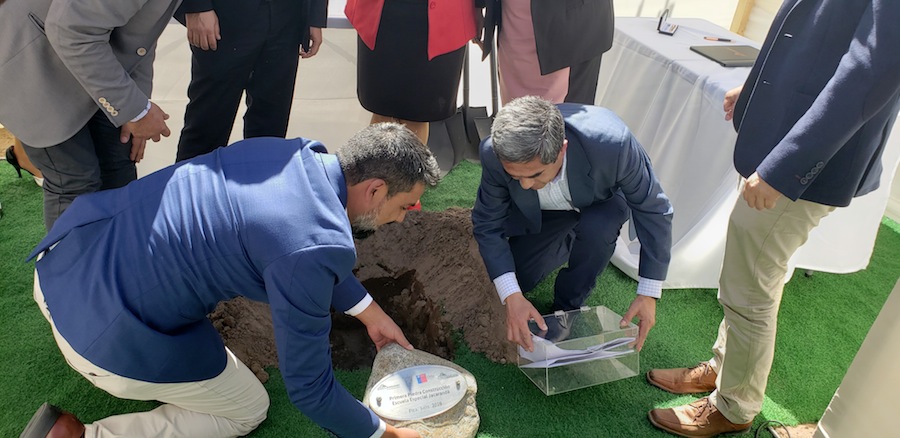 Municipalidad de Pica y Collahuasi instalan primera piedra de la Escuela Especial Jacarandá