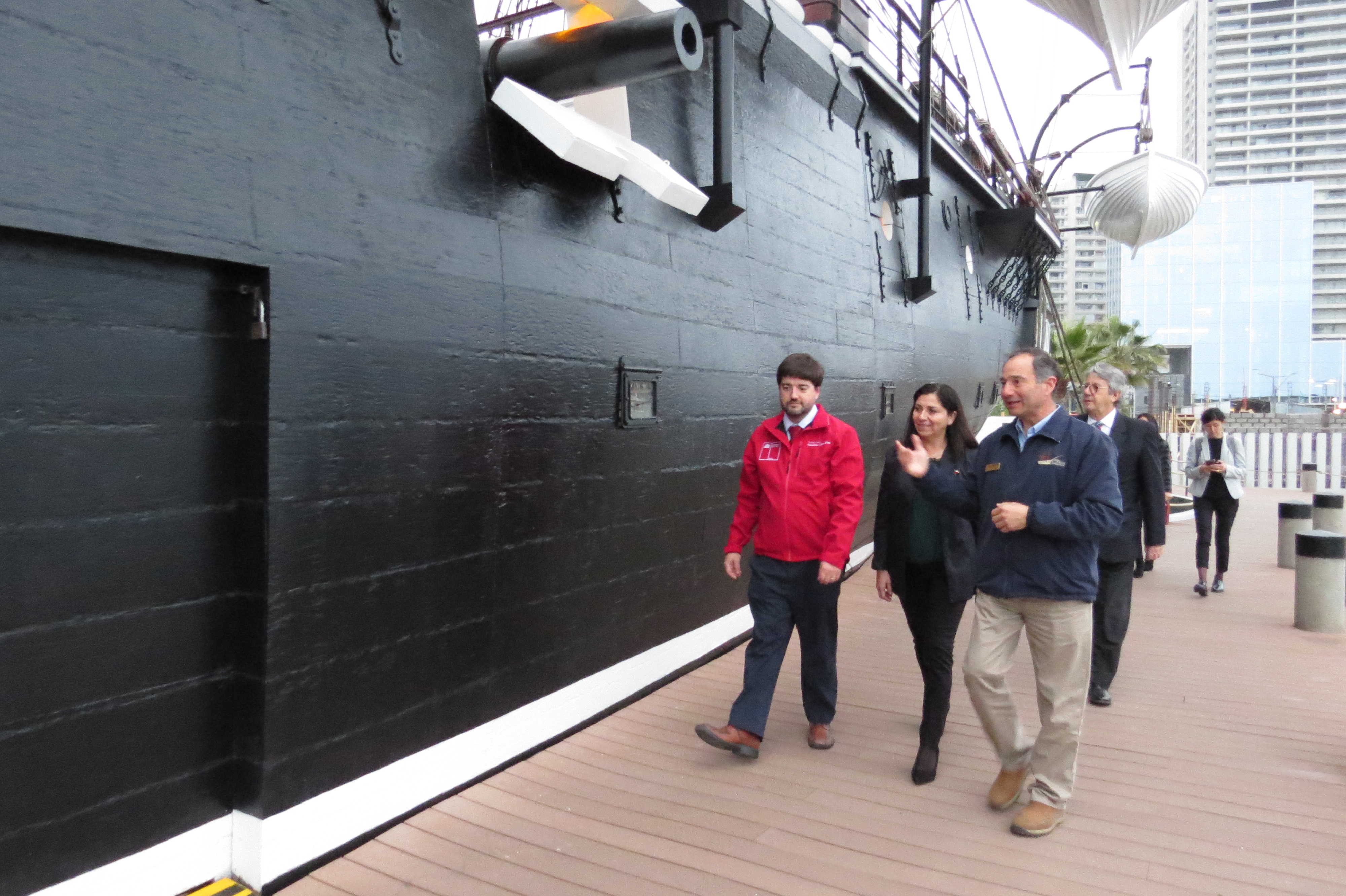Subsecretario conoció avances de proyecto de ERNC en su visita al Museo “Corbeta Esmeralda”
