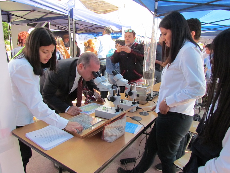 Feria Comunal de Educación Técnico Profesional de Alto Hospicio convocó a 13 colegios