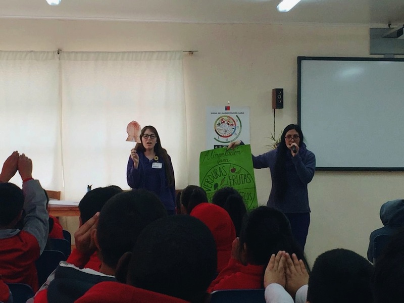 Funcionarias de Red de Atención Primaria realizaron Taller de alimentación para niños de Alto  Hospicio